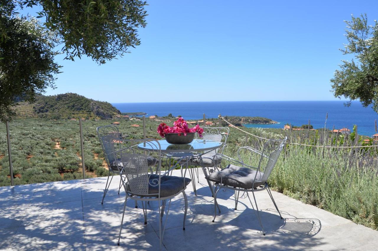 Athina'S Stone House In Kardamyli Exterior foto