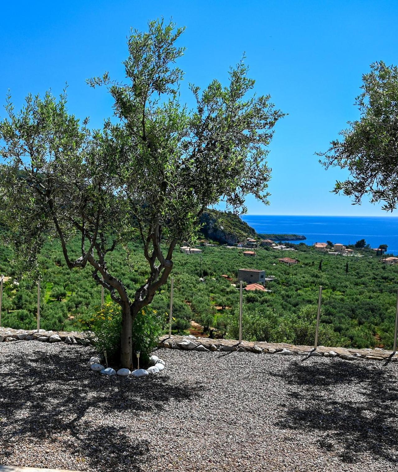 Athina'S Stone House In Kardamyli Exterior foto