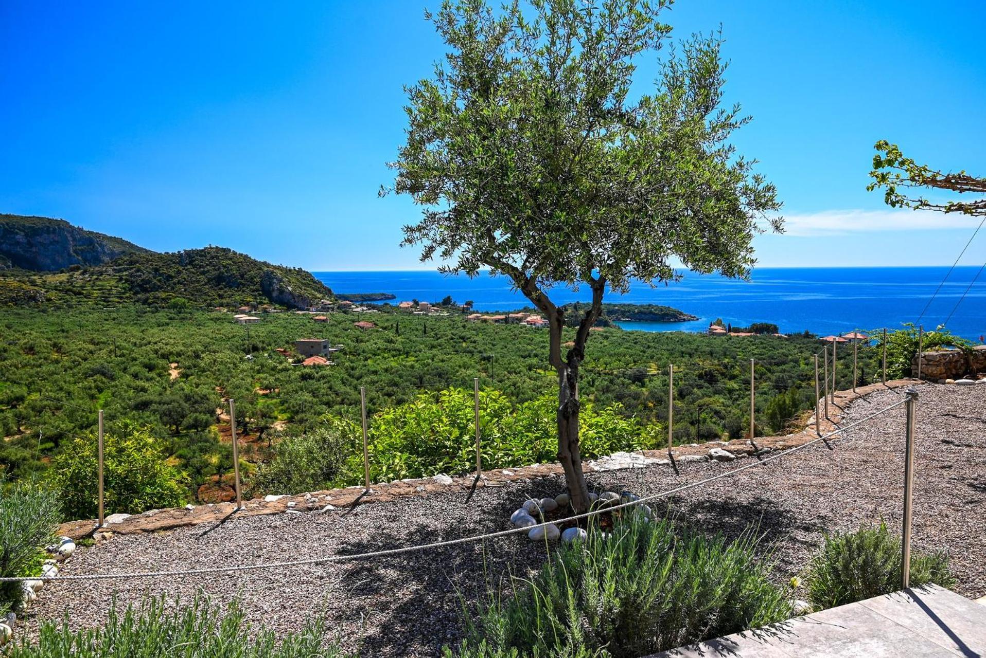 Athina'S Stone House In Kardamyli Exterior foto