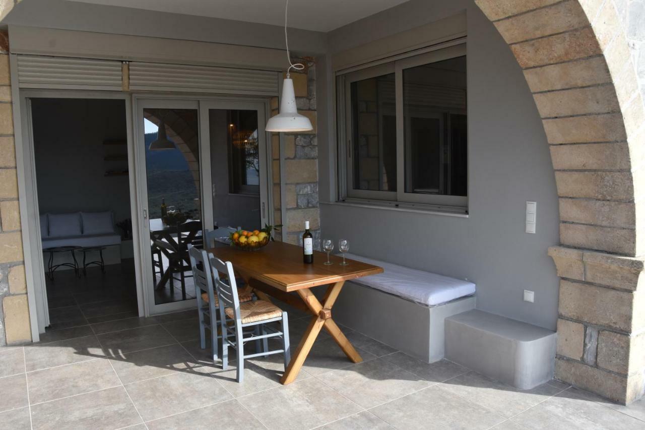 Athina'S Stone House In Kardamyli Exterior foto