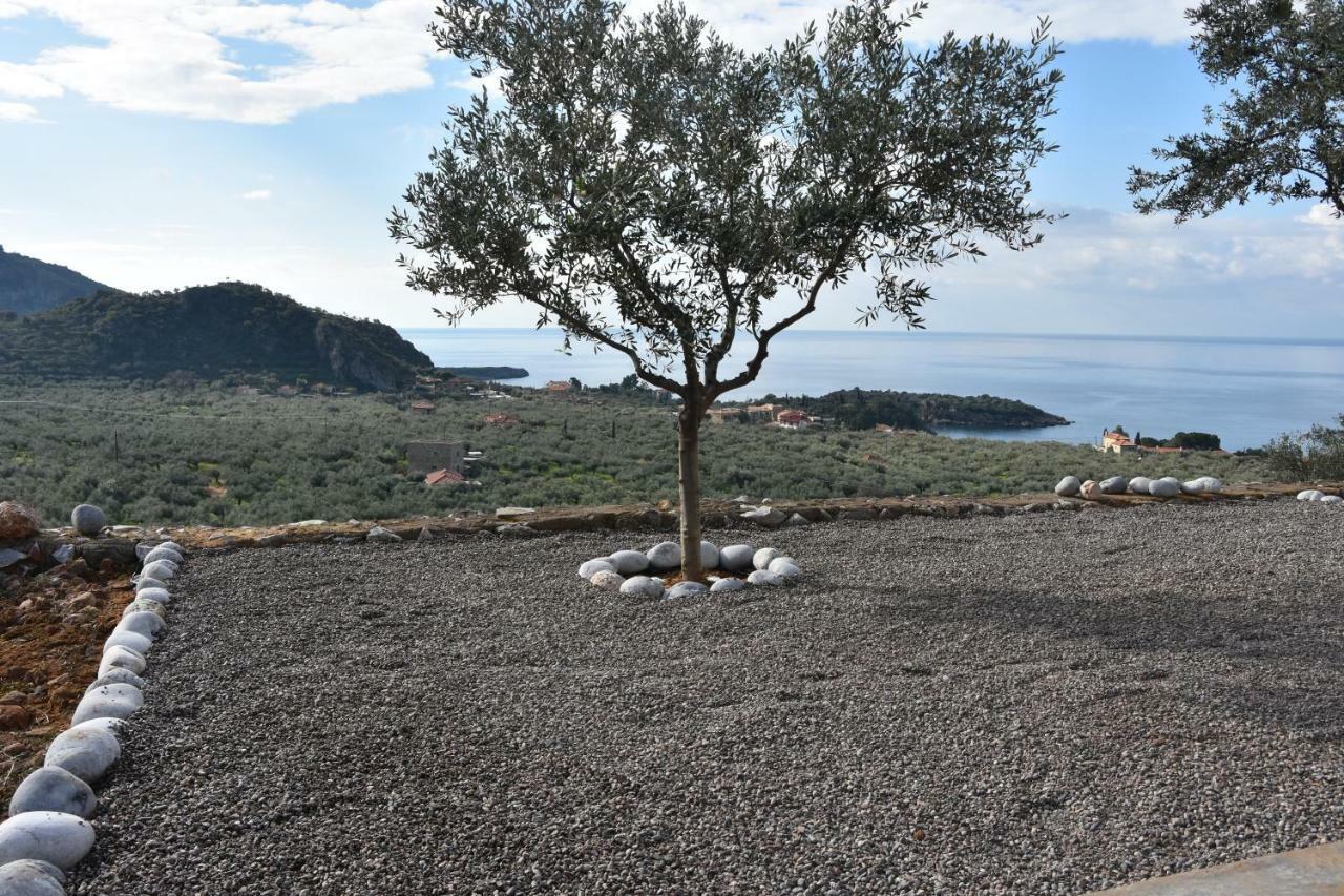 Athina'S Stone House In Kardamyli Exterior foto