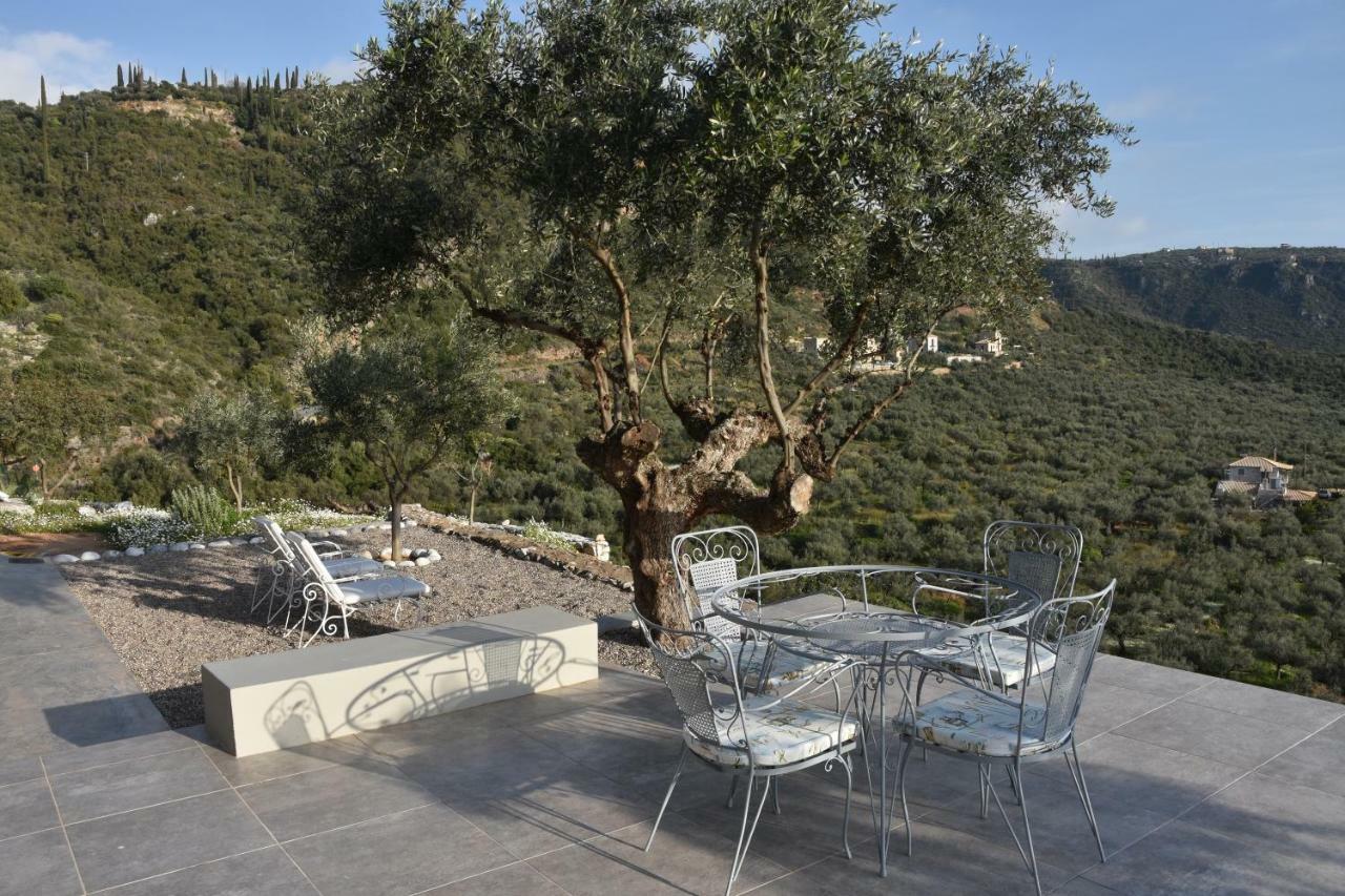 Athina'S Stone House In Kardamyli Exterior foto